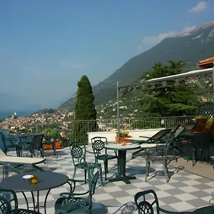 casa-antonelli-malcesine.hotelinveneto.com/